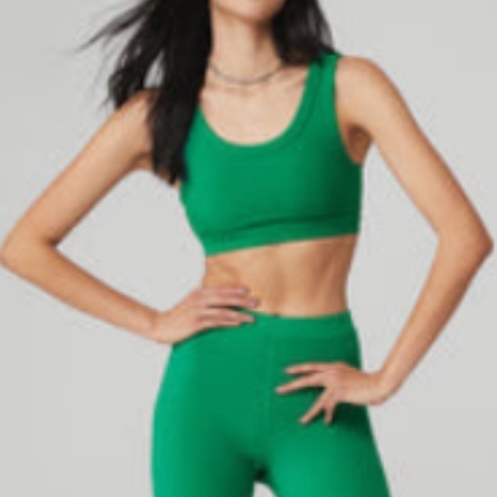 ALO Yoga Wellness Bra Green